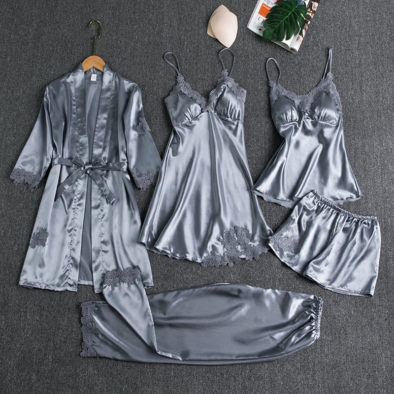 Ivanna | Luxuriöses Satin-Nachtkleid-Set