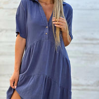 Lia | Lockeres monochromes kurzärmeliges Kleid für Damen