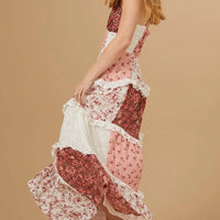 Karola | Elegantes Maxikleid mit Patchwork und Blumendruck