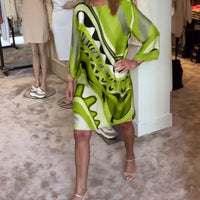 Puria | Mittellanges Kleid mit einzigartigem Druck