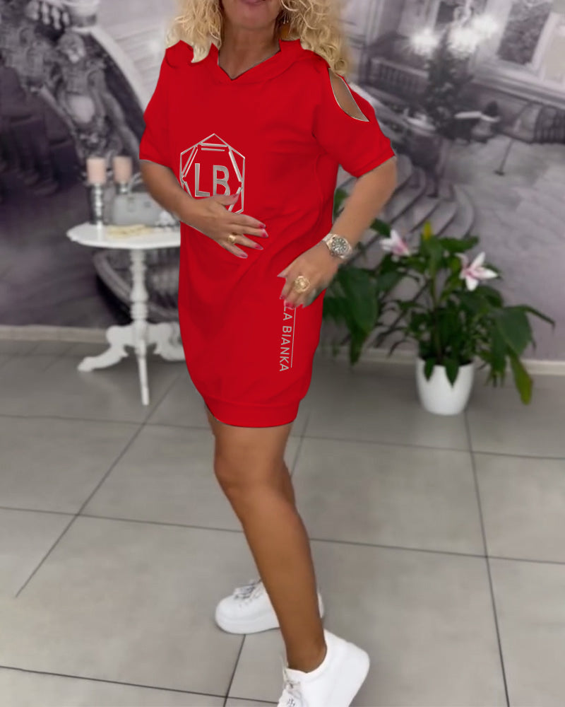 Laylani | sportliches Kleid mit Kapuze und Druck