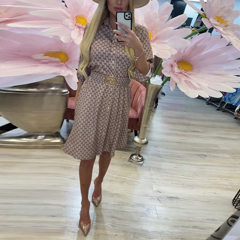 Addison | stilvolles Hemdkleid mit Reverskragen und Diamantakzent