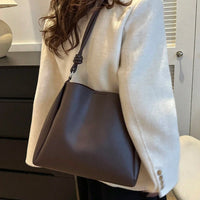 Brizza | Tragetasche mit Detail