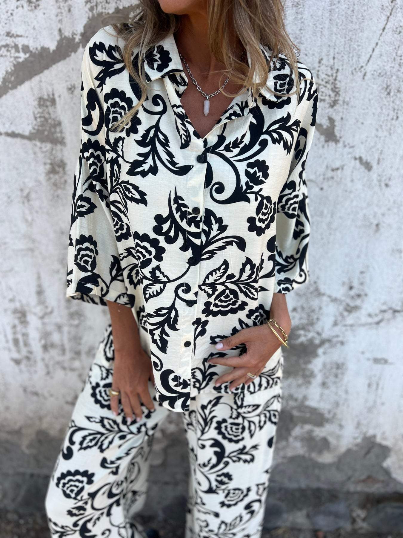 Zayene | Lässiges Damen-Set mit Knopfleiste-Hemd und weitem Bein