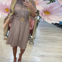 Addison | stilvolles Hemdkleid mit Reverskragen und Diamantakzent