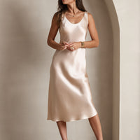 Aliya | langes ärmelloses Kleid aus reiner Seide