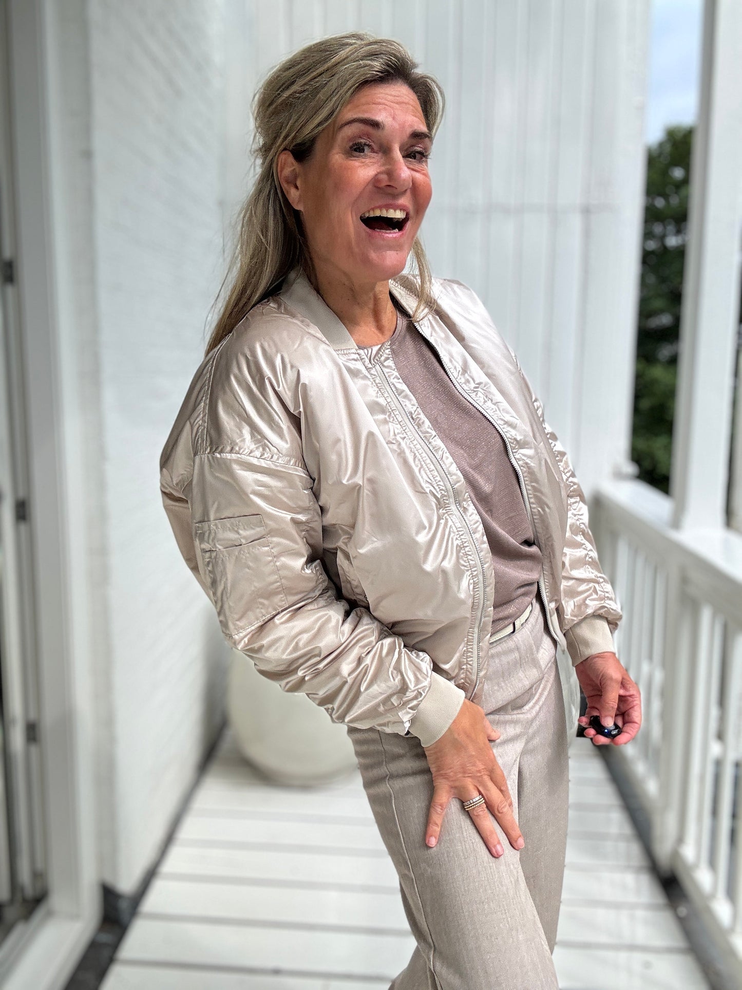 Demi | Modische Damenjacke im Bomberstil, vielseitig & chic