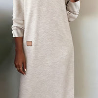 Allison™ | Stylisches Strickkleid mit V-Ausschnitt