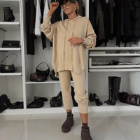 Mila | Lässiges, aber elegantes Outfit für jeden Tag