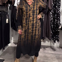 Trizz | Stilvolles langärmliges Kleid mit sanftem Farbverlauf und V-Ausschnitt