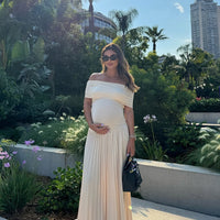 Carlyn | Plissiertes Umstands-Maxikleid