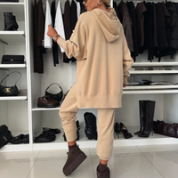 Mila | Lässiges, aber elegantes Outfit für jeden Tag