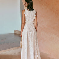 Devika | Midikleid mit Ösen