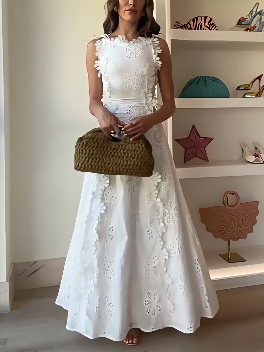 Leya | Blumiges Spitzenkleid mit Lochstickerei