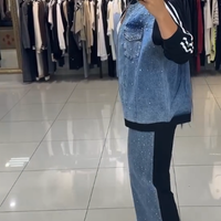 Melany | Damen-Outfit, Jeansjacke & Hose, lässig & bequem