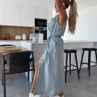 Isbel | Ärmelloses Kleid mit Bindegürtel aus Denim