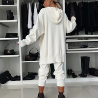 Mila | Lässiges, aber elegantes Outfit für jeden Tag