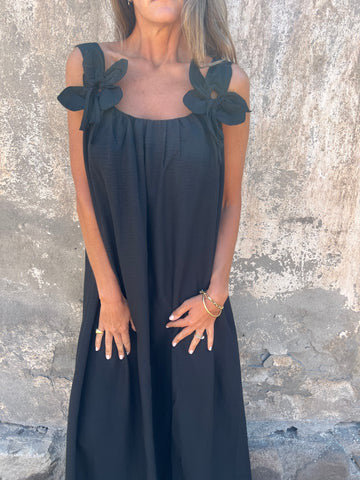 Lea | Romantisches Kleid mit floralen Details