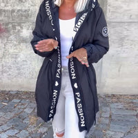 Shagina | Lässiger Mantel mit Kapuze