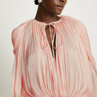 Emberlynn | rosa Minikleid mit gerafftem Design