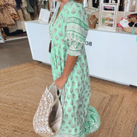 Liana | Bedrucktes Kleid mit V-Ausschnitt