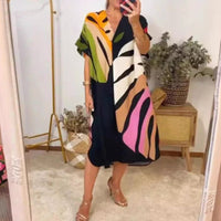 April | Damenkleid mit kurzen Ärmeln und Herzausschnitt