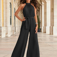 Elen | Plissierter Jumpsuit mit Neckholder-Ausschnitt