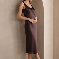 Aliya | langes ärmelloses Kleid aus reiner Seide