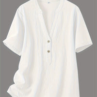 Sofia | feminines Oberteil mit V-Ausschnitt und dekorativer Knopfleiste