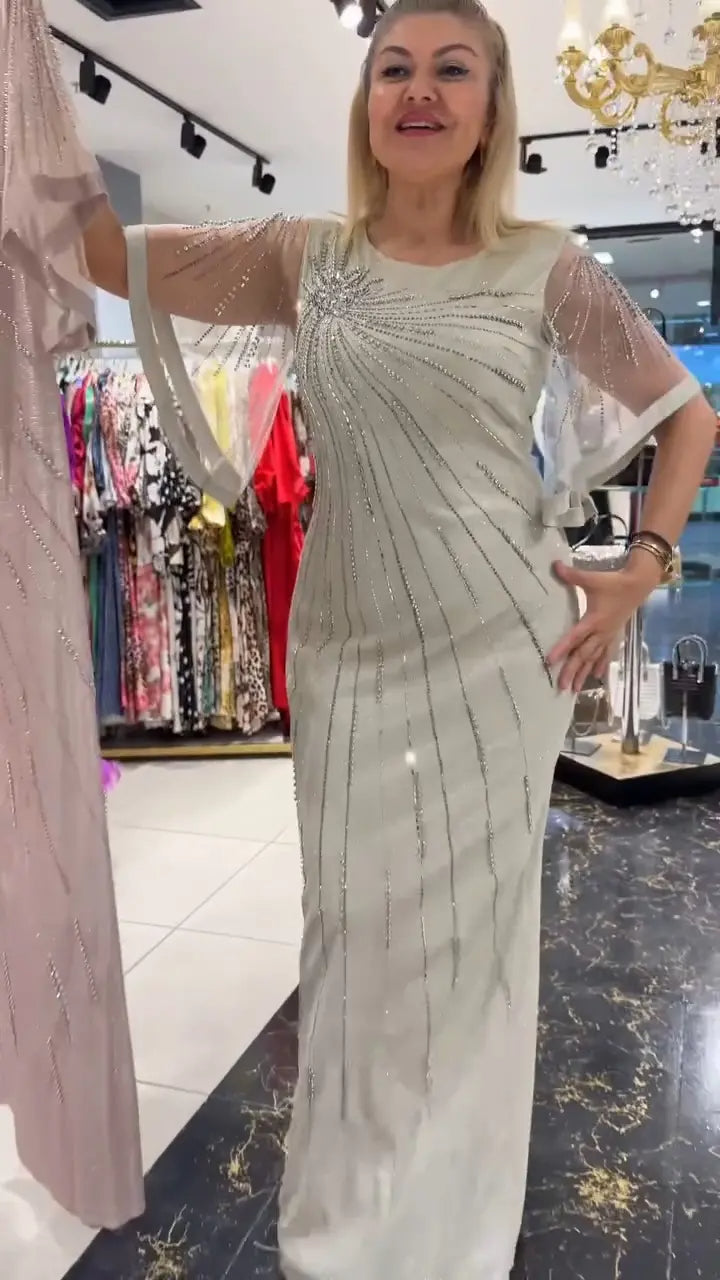 Lucy | modernes Damenkleid, schmeichelnde Passform.