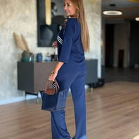 Celena | Gestreiftes Set mit Cut-Out-Schulter