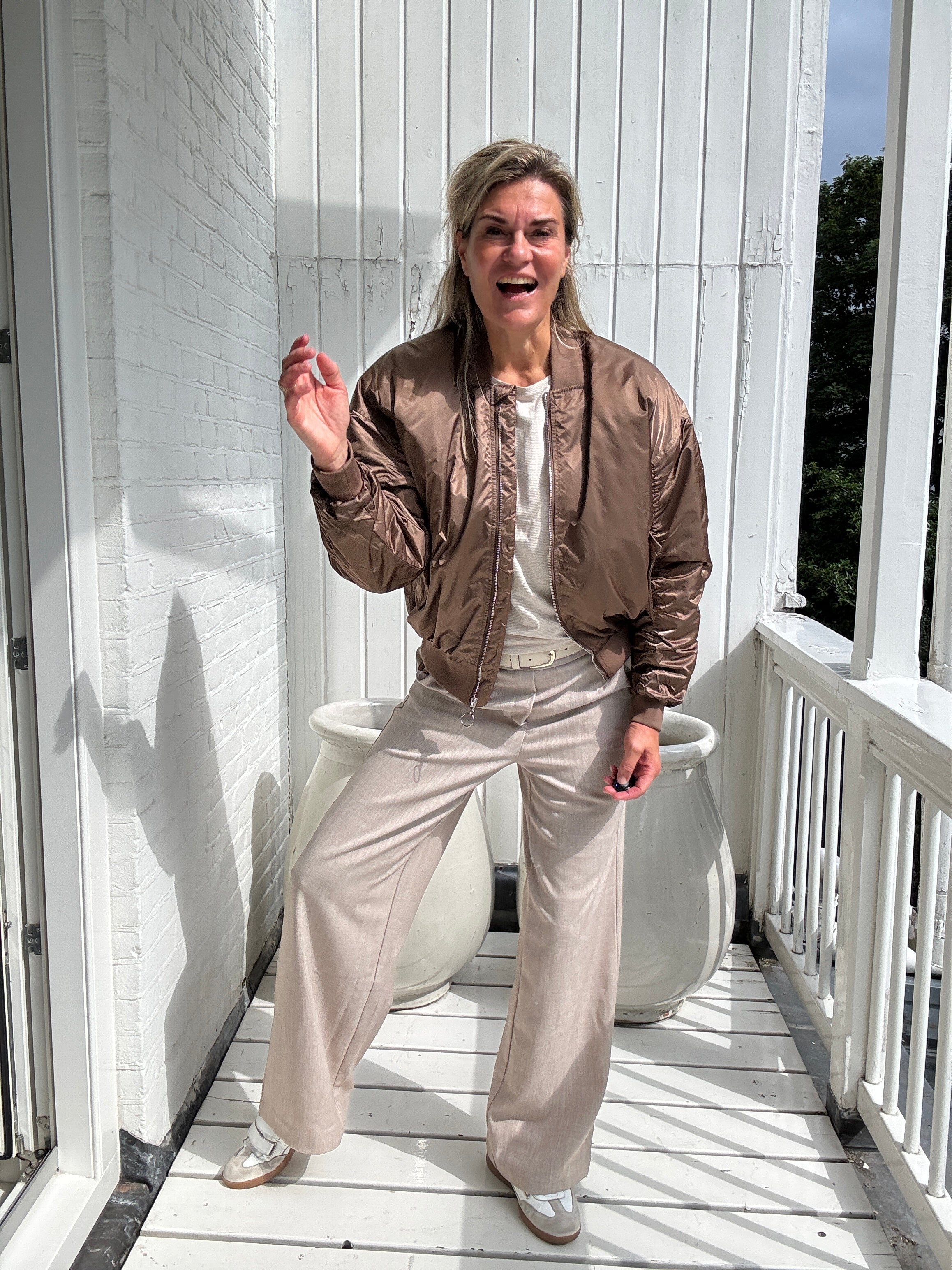 Demi | Modische Damenjacke im Bomberstil, vielseitig & chic