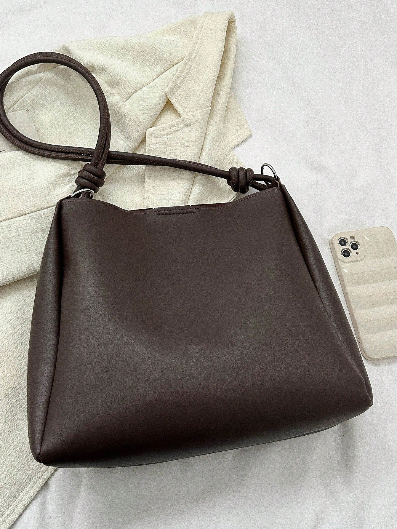 Brizza | Tragetasche mit Detail