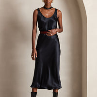 Aliya | langes ärmelloses Kleid aus reiner Seide