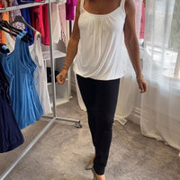 Sophie | Stylisches ärmelloses Oberteil mit Plisseedetails