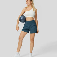 China | Sportliche Shorts mit hoher Taille und fließendem Oberstoff