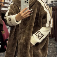 Relina | Gestreifter Plüschmantel mit Kapuze