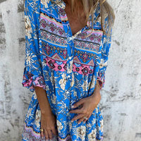 Jewel | Elegantes Kleid mit floralem Design und herzförmigem Ausschnitt