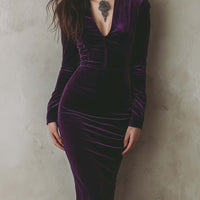 Limara | Midikleid aus Samt mit langen Ärmeln