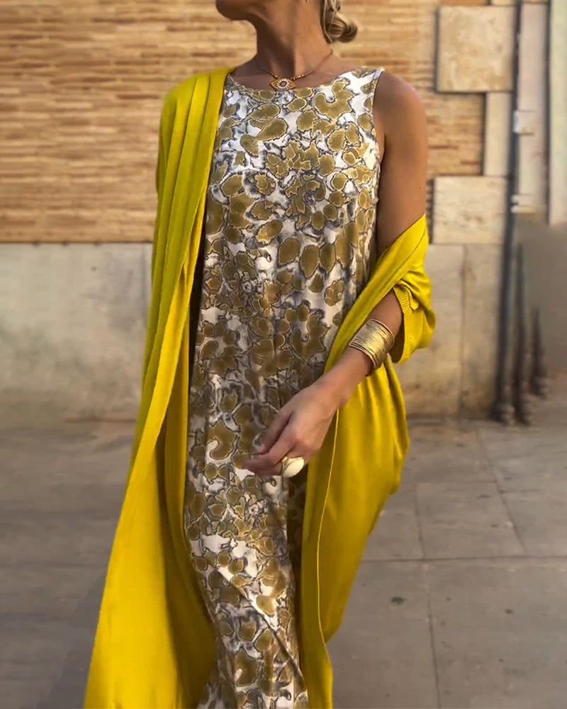 Vivina | Geblümtes Kleidungsstück & Kimono-Set