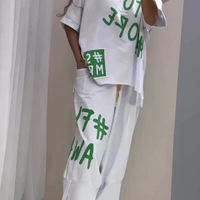 Jamira | Schicker Freizeitanzug mit Druck und Rundhalsausschnitt