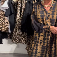 Trizz | Stilvolles langärmliges Kleid mit sanftem Farbverlauf und V-Ausschnitt