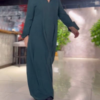 Uzila | Langes, lockeres Kleid mit Schlitz