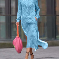 Kia | Langarmkleid mit Schlitz und Leo-Print