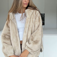 Biara | Weiche Kapuzenjacke