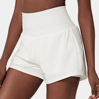 China | Sportliche Shorts mit hoher Taille und fließendem Oberstoff