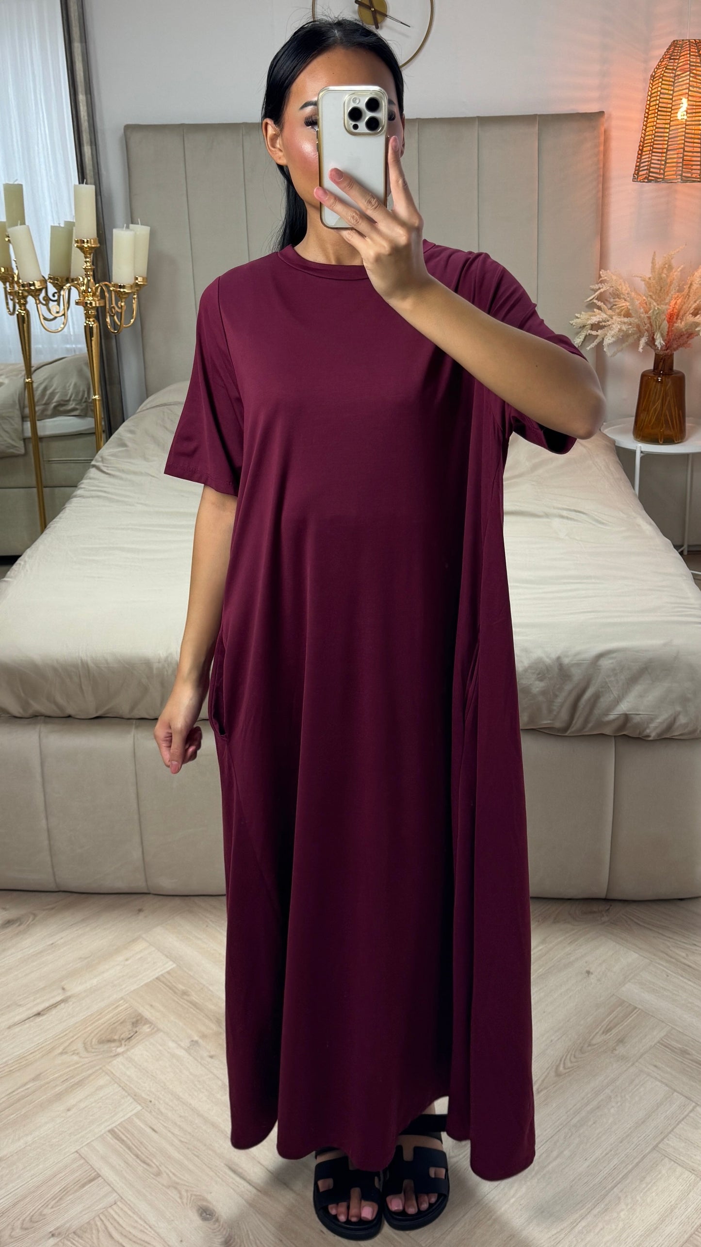 Cassandra | feminines Kleid in Abaya-Style mit kurzen Ärmeln