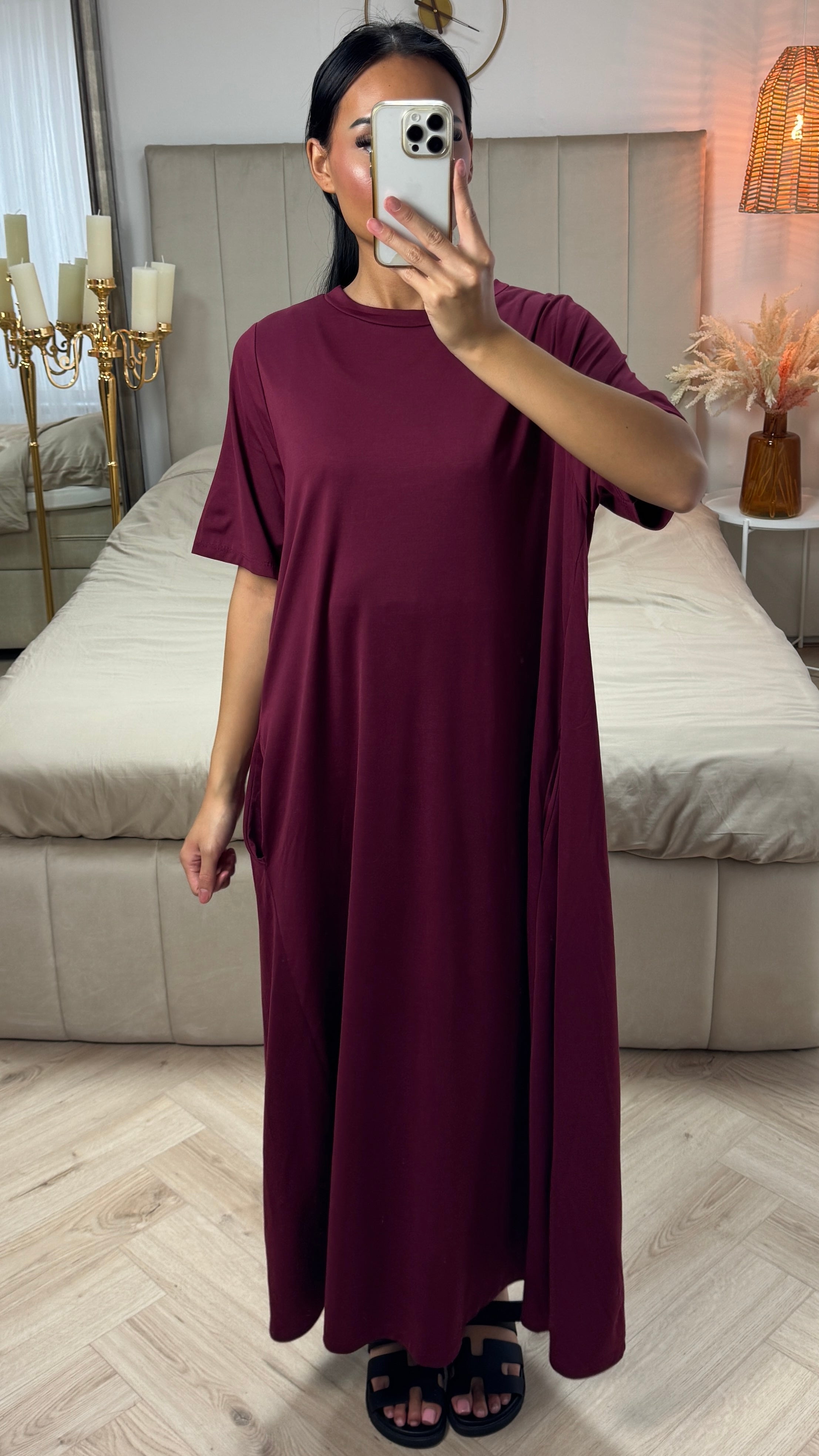 Cassandra | feminines Kleid in Abaya-Style mit kurzen Ärmeln