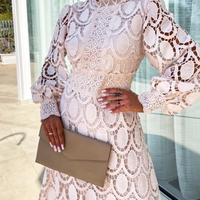 Lisana | Zeitloses Frühlingskleid mit zarten Details