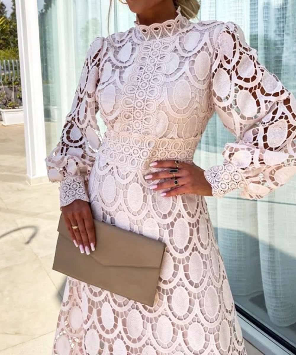 Lisana | Zeitloses Frühlingskleid mit zarten Details